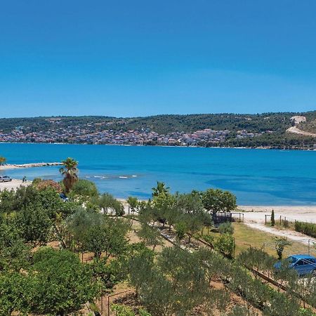 3 Bedroom Gorgeous Apartment In Trogir Exterior photo