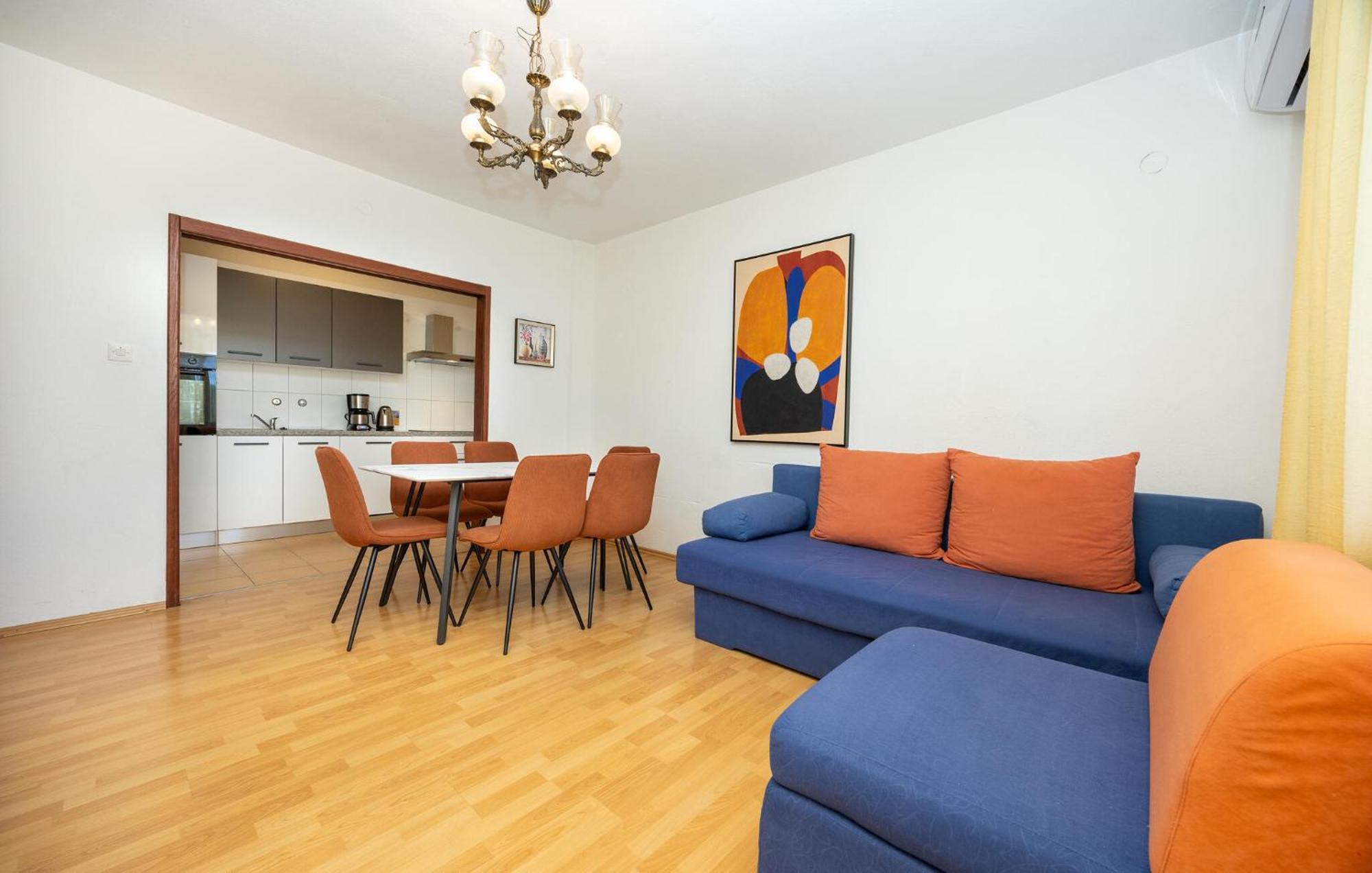 3 Bedroom Gorgeous Apartment In Trogir Exterior photo